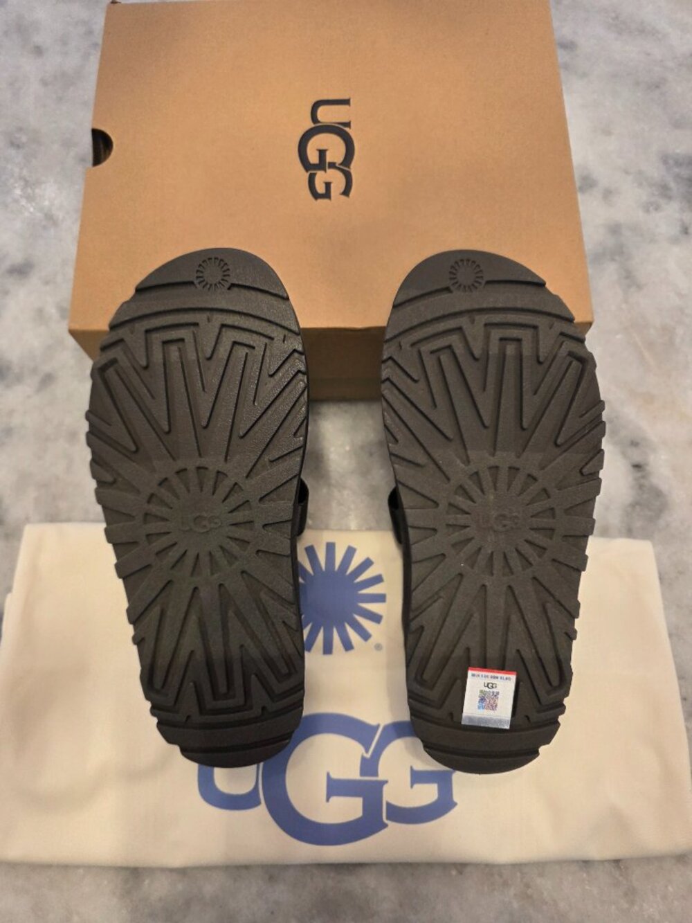 New UGG GoldenGlow Embossed Sandals - Picture 6 of 8
